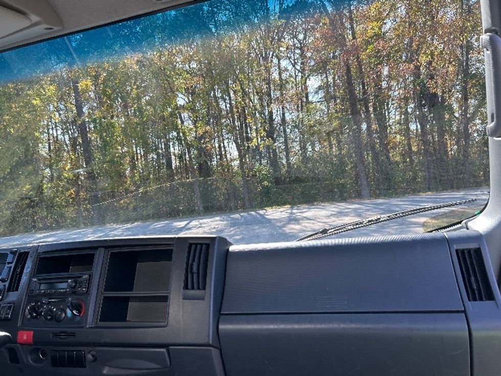 Light Duty Box Truck-Light and Medium Duty Trucks-Isuzu-2023-NPR EFI-Florence-SC-105,441\n\t\tmiles-$ 43,250 - Image 21