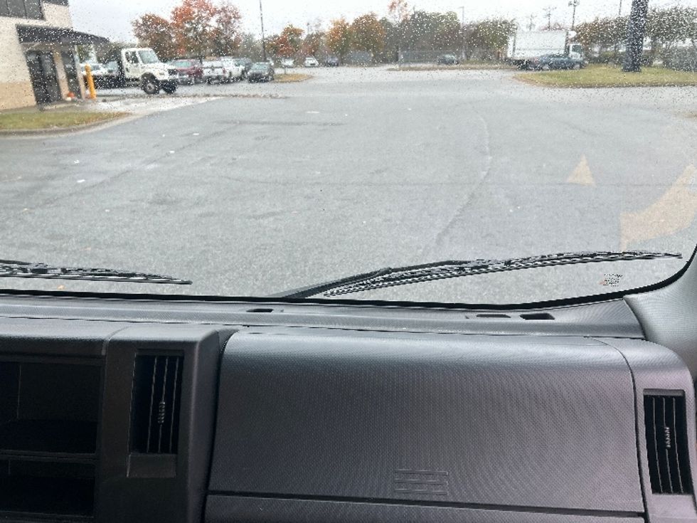 Light Duty Box Truck-Light and Medium Duty Trucks-Isuzu-2023-NPR EFI-Greensboro-NC-117,931\n\t\tmiles-$ 40,000 - Image 21