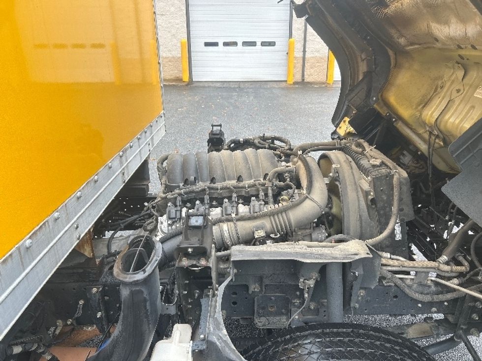 Light Duty Box Truck-Light and Medium Duty Trucks-Isuzu-2023-NPR EFI-Greensboro-NC-117,931\n\t\tmiles-$ 40,000 - Image 23