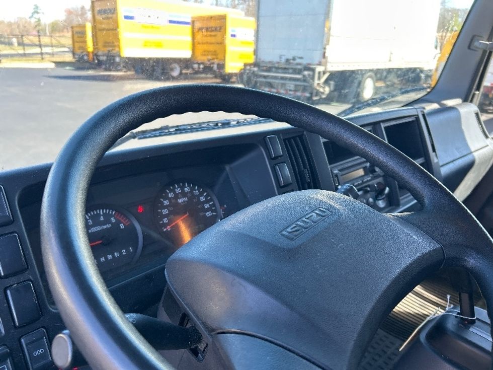Light Duty Box Truck-Light and Medium Duty Trucks-Isuzu-2023-NPR EFI-Greensboro-NC-71,856\n\t\tmiles-$ 49,500 - Image 17