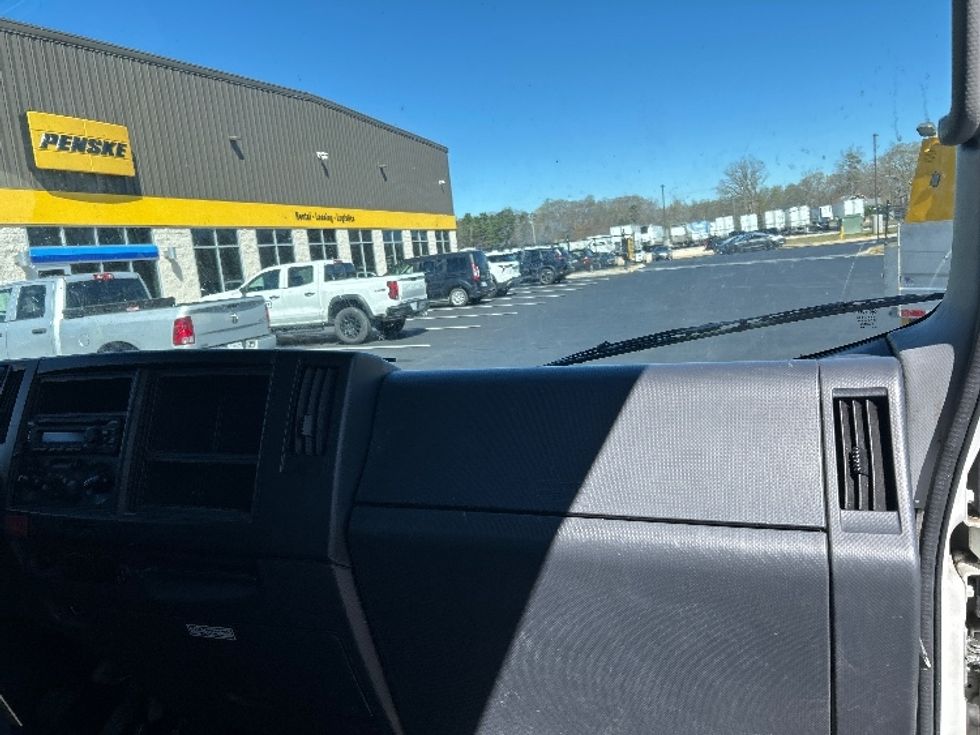 Light Duty Box Truck-Light and Medium Duty Trucks-Isuzu-2023-NPR EFI-Greensboro-NC-71,856\n\t\tmiles-$ 49,500 - Image 21