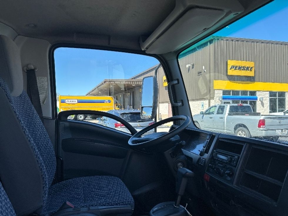 Light Duty Box Truck-Light and Medium Duty Trucks-Isuzu-2023-NPR EFI-Greensboro-NC-71,856\n\t\tmiles-$ 49,500 - Image 22