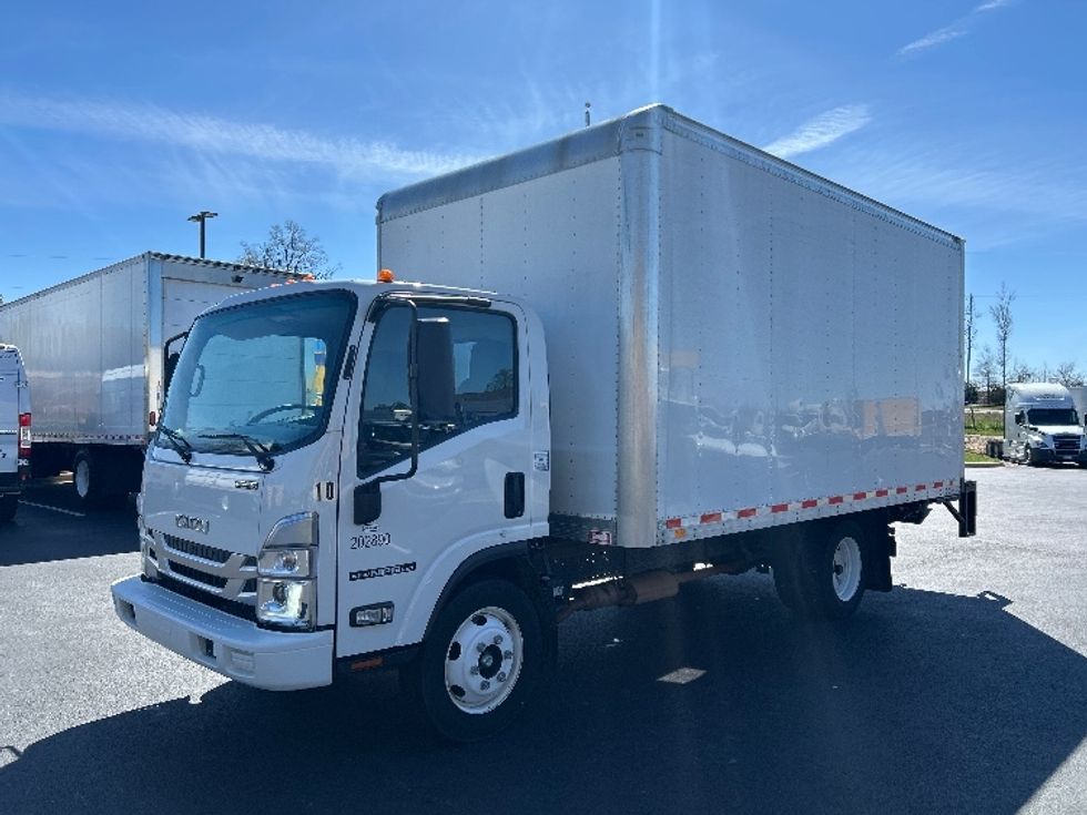 Light Duty Box Truck-Light and Medium Duty Trucks-Isuzu-2023-NPR EFI-Greensboro-NC-71,856\n\t\tmiles-$ 49,500 - Image 3