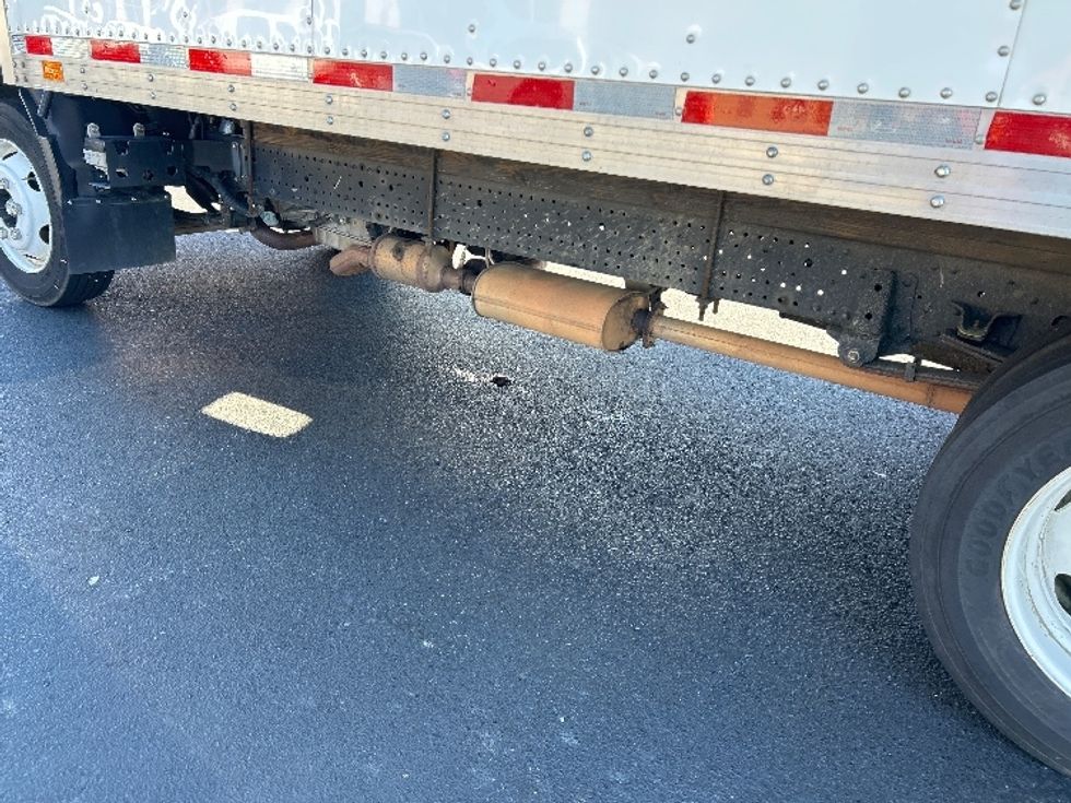 Light Duty Box Truck-Light and Medium Duty Trucks-Isuzu-2023-NPR EFI-Greensboro-NC-71,856\n\t\tmiles-$ 49,500 - Image 5