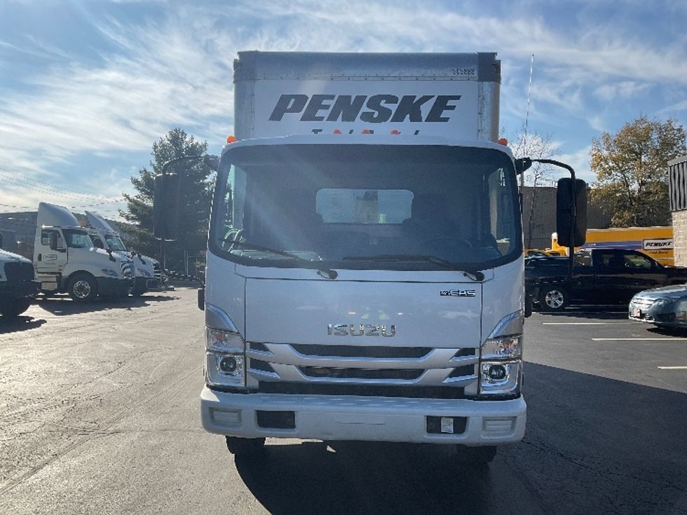 Light Duty Box Truck-Light and Medium Duty Trucks-Isuzu-2023-NPR EFI-Jessup-PA-122,569\n\t\tmiles-$ 40,250 - Image 2