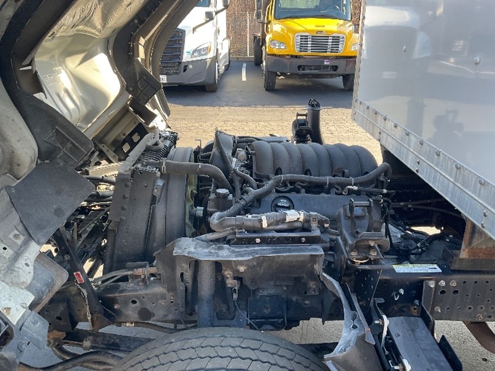 Light Duty Box Truck-Light and Medium Duty Trucks-Isuzu-2023-NPR EFI-Jessup-PA-122,569\n\t\tmiles-$ 40,250 - Image 23