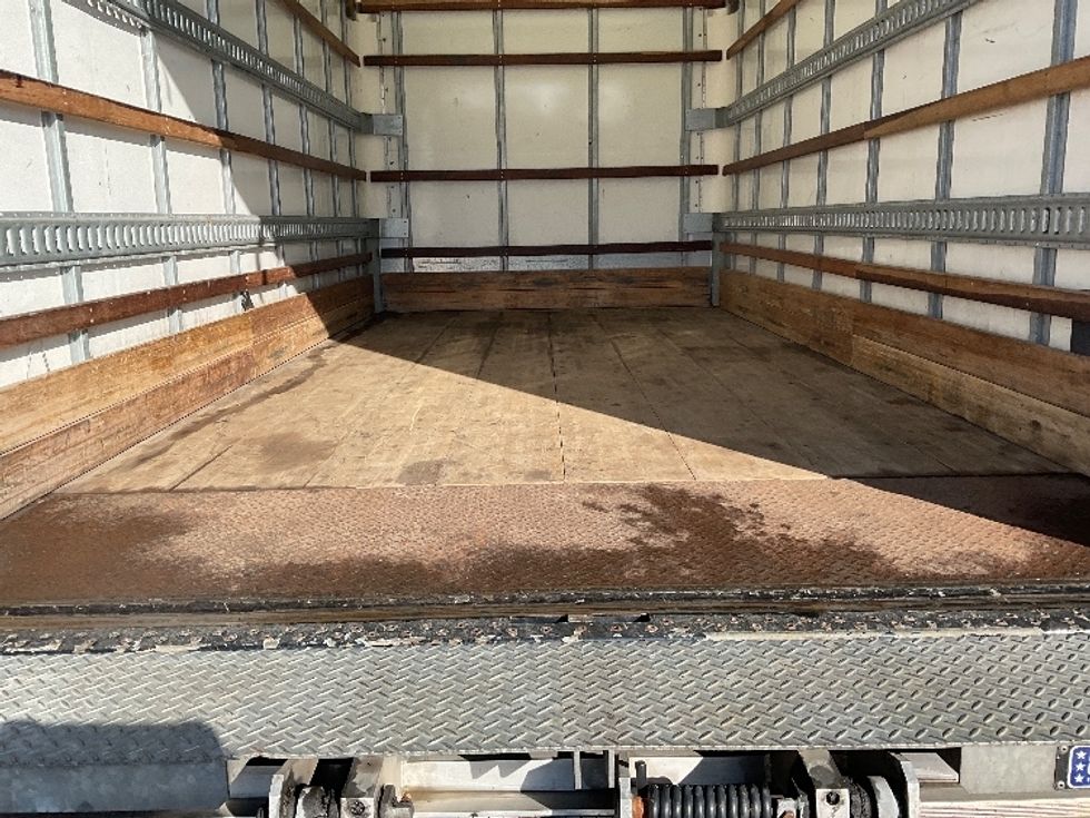 Light Duty Box Truck-Light and Medium Duty Trucks-Isuzu-2023-NPR EFI-Jessup-PA-122,569\n\t\tmiles-$ 40,250 - Image 9