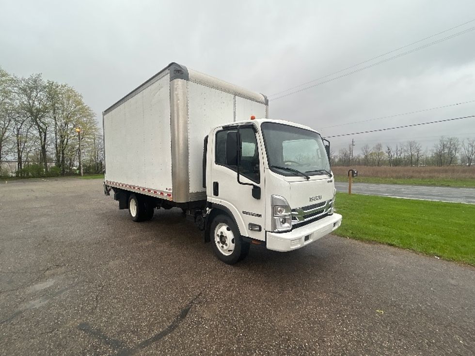Light Duty Box Truck-Light and Medium Duty Trucks-Isuzu-2023-NPR EFI-Kalamazoo-MI-190,000\n\t\tmiles-$ 29,250 - Image 1