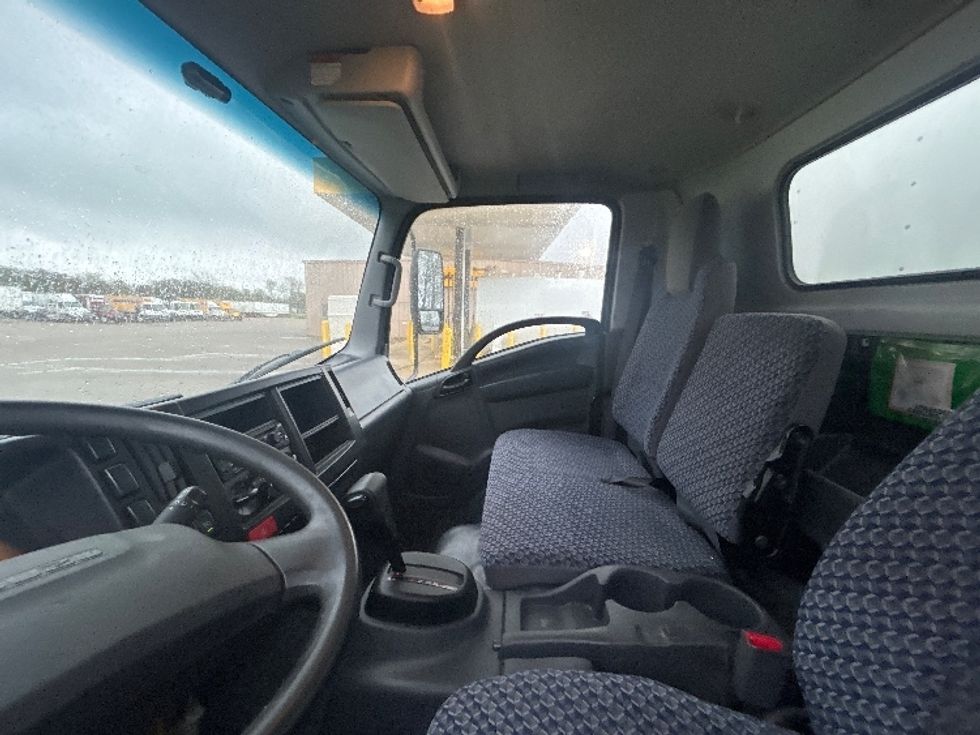 Light Duty Box Truck-Light and Medium Duty Trucks-Isuzu-2023-NPR EFI-Kalamazoo-MI-190,000\n\t\tmiles-$ 29,250 - Image 19