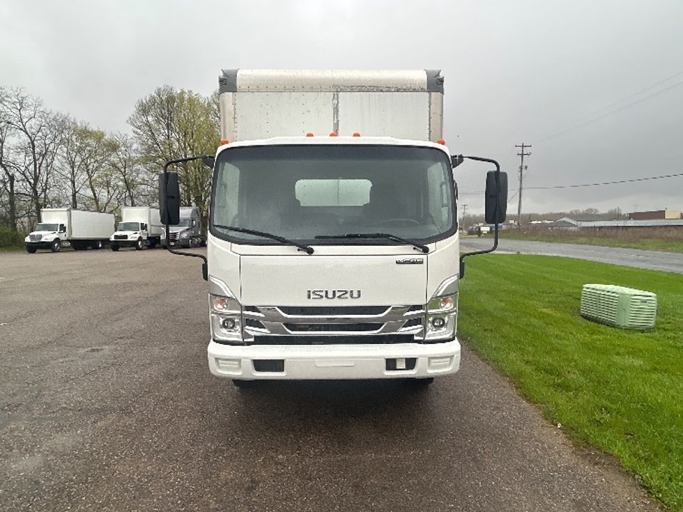 Light Duty Box Truck-Light and Medium Duty Trucks-Isuzu-2023-NPR EFI-Kalamazoo-MI-190,000\n\t\tmiles-$ 29,250 - Image 2