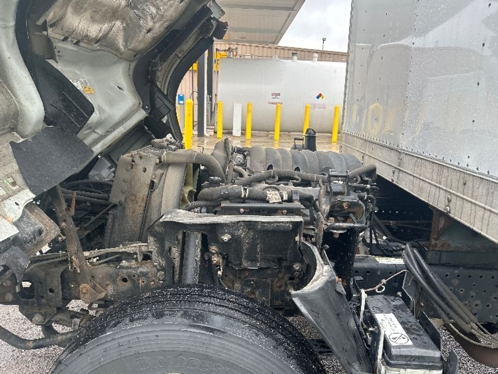 Light Duty Box Truck-Light and Medium Duty Trucks-Isuzu-2023-NPR EFI-Kalamazoo-MI-190,000\n\t\tmiles-$ 29,250 - Image 25