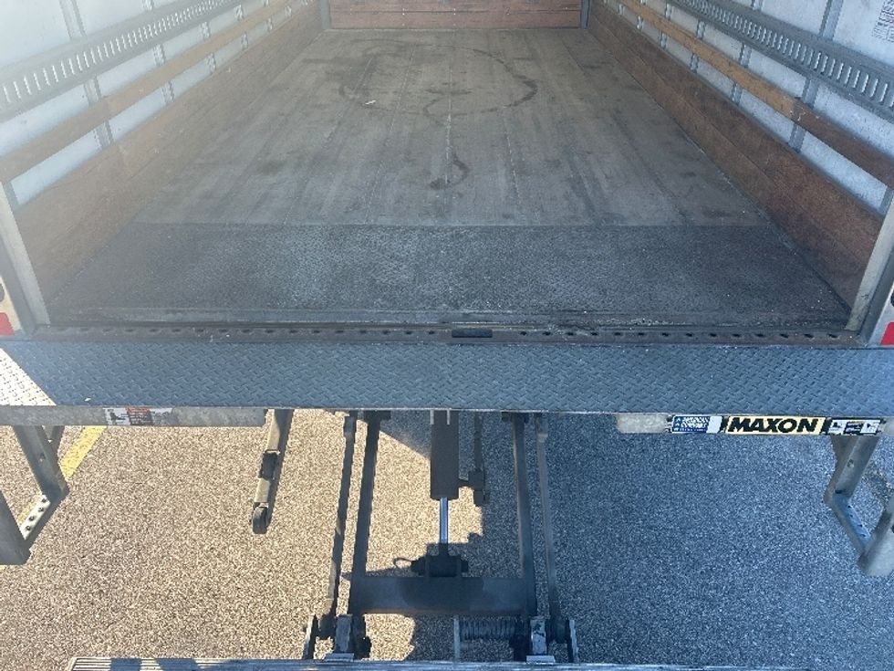 Light Duty Box Truck-Light and Medium Duty Trucks-Isuzu-2023-NPR EFI-Kentwood-MI-140,897\n\t\tmiles-$ 35,500 - Image 10