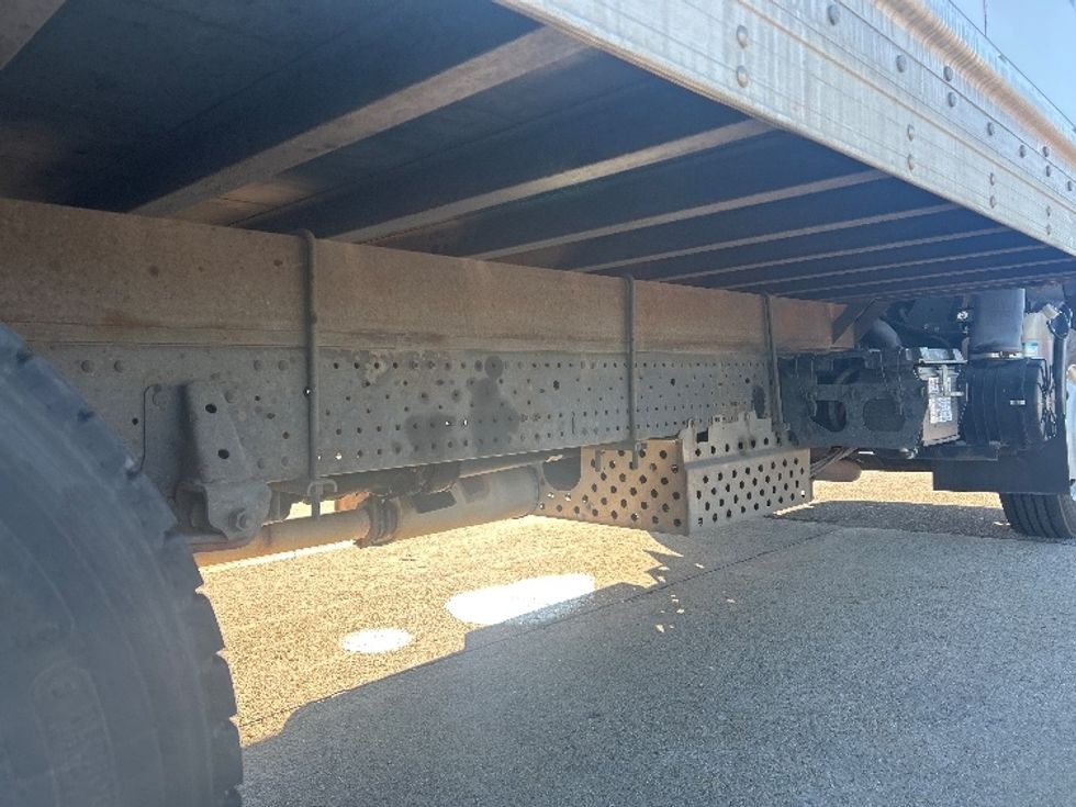 Light Duty Box Truck-Light and Medium Duty Trucks-Isuzu-2023-NPR EFI-Kentwood-MI-140,897\n\t\tmiles-$ 35,500 - Image 14