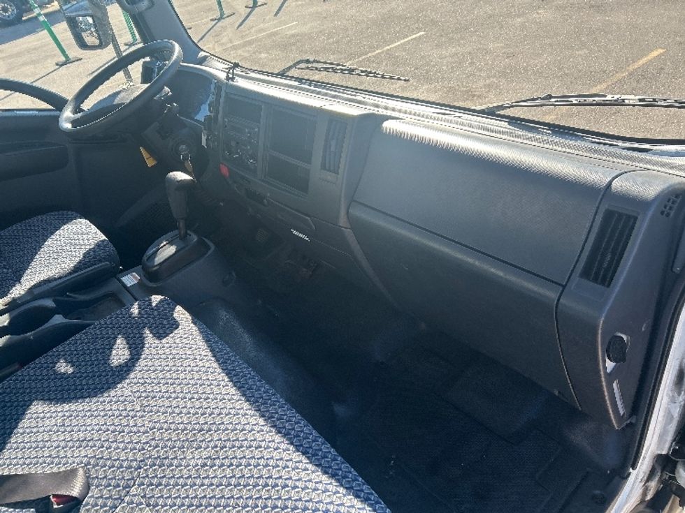 Light Duty Box Truck-Light and Medium Duty Trucks-Isuzu-2023-NPR EFI-Kentwood-MI-140,897\n\t\tmiles-$ 35,500 - Image 22