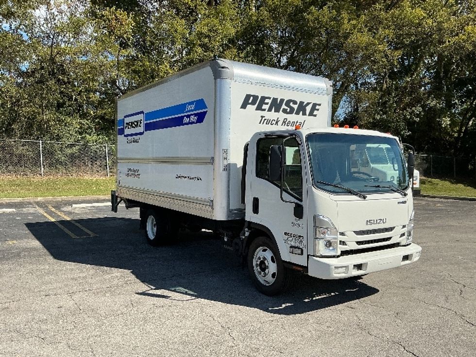 Light Duty Box Truck-Light and Medium Duty Trucks-Isuzu-2023-NPR EFI-Knoxville-TN-113,400\n\t\tmiles-$ 42,500 - Image 1