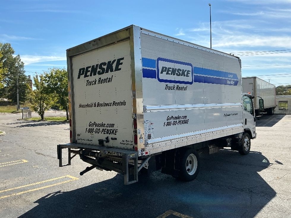 Light Duty Box Truck-Light and Medium Duty Trucks-Isuzu-2023-NPR EFI-Knoxville-TN-113,400\n\t\tmiles-$ 42,500 - Image 13