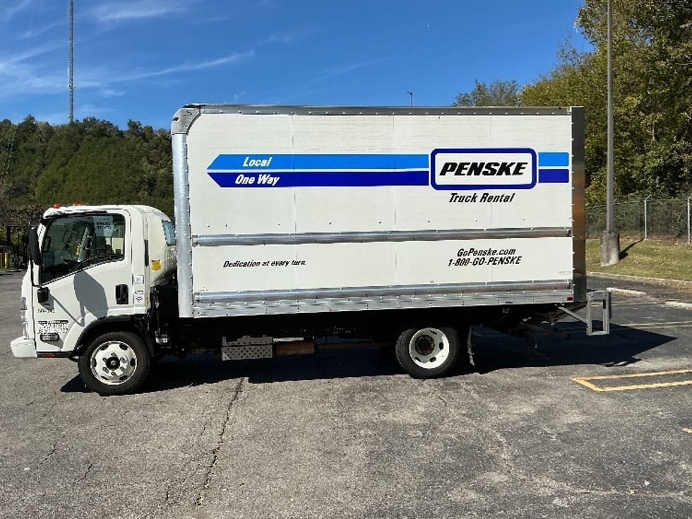 Light Duty Box Truck-Light and Medium Duty Trucks-Isuzu-2023-NPR EFI-Knoxville-TN-113,400\n\t\tmiles-$ 42,500 - Image 4