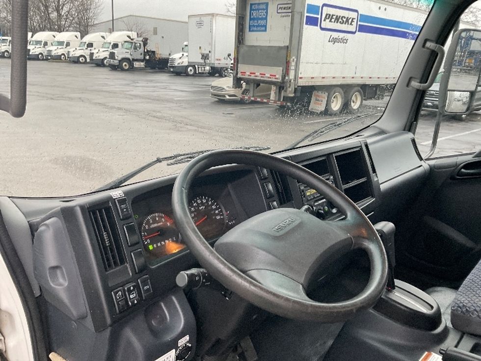 Light Duty Box Truck-Light and Medium Duty Trucks-Isuzu-2023-NPR EFI-La Vergne-TN-120,888\n\t\tmiles-$ 41,250 - Image 18