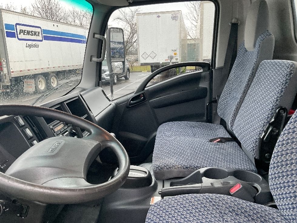 Light Duty Box Truck-Light and Medium Duty Trucks-Isuzu-2023-NPR EFI-La Vergne-TN-120,888\n\t\tmiles-$ 41,250 - Image 19