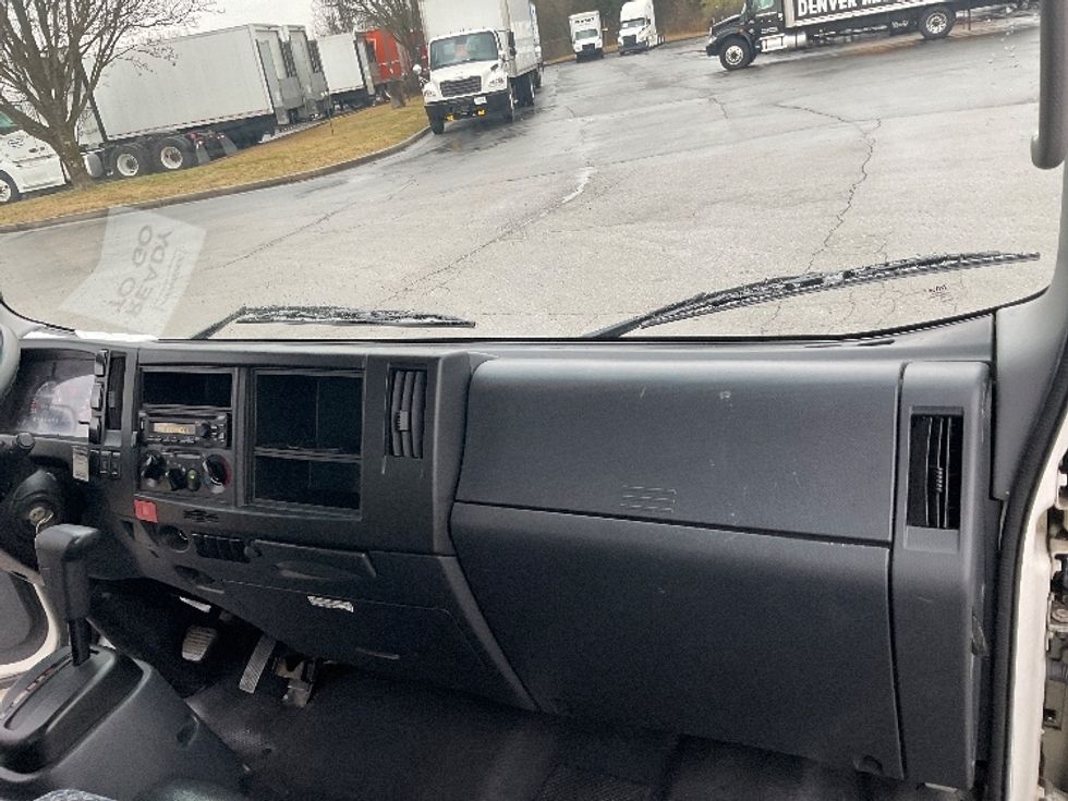 Light Duty Box Truck-Light and Medium Duty Trucks-Isuzu-2023-NPR EFI-La Vergne-TN-120,888\n\t\tmiles-$ 41,250 - Image 21