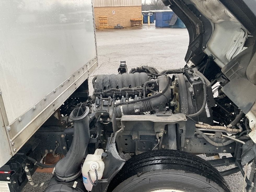 Light Duty Box Truck-Light and Medium Duty Trucks-Isuzu-2023-NPR EFI-La Vergne-TN-120,888\n\t\tmiles-$ 41,250 - Image 23