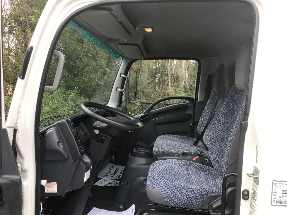 Light Duty Box Truck-Light and Medium Duty Trucks-Isuzu-2023-NPR EFI-Ladson-SC-105,135\n\t\tmiles-$ 44,000 - Image 18