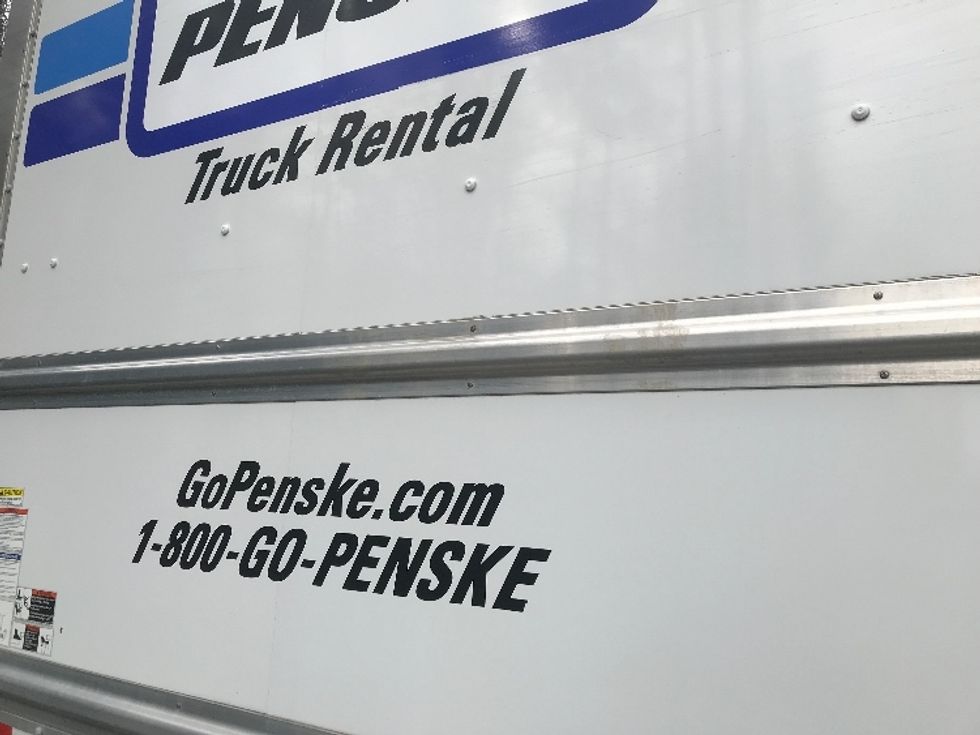 Light Duty Box Truck-Light and Medium Duty Trucks-Isuzu-2023-NPR EFI-Ladson-SC-105,135\n\t\tmiles-$ 44,000 - Image 26