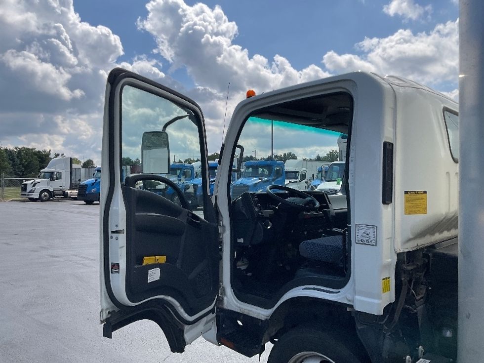 Light Duty Box Truck-Light and Medium Duty Trucks-Isuzu-2023-NPR EFI-Lancaster-PA-106,034\n\t\tmiles-$ 44,000 - Image 16