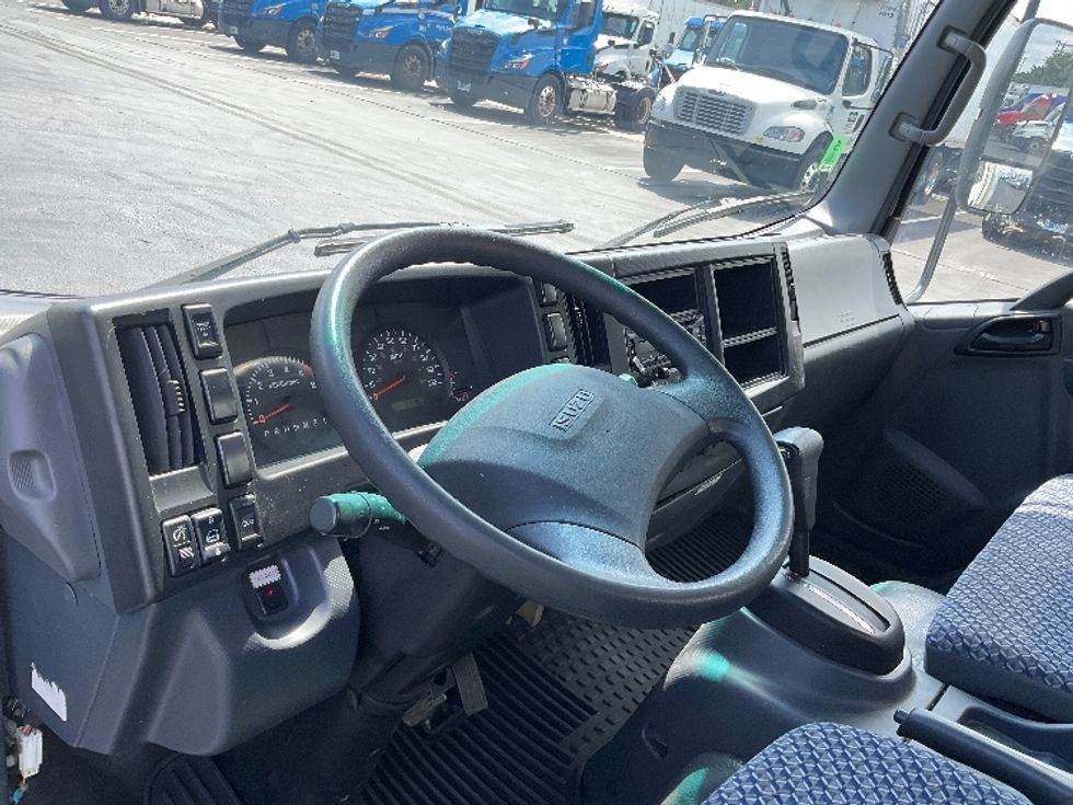 Light Duty Box Truck-Light and Medium Duty Trucks-Isuzu-2023-NPR EFI-Lancaster-PA-106,034\n\t\tmiles-$ 44,000 - Image 17