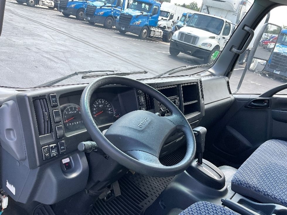 Light Duty Box Truck-Light and Medium Duty Trucks-Isuzu-2023-NPR EFI-Lancaster-PA-106,034\n\t\tmiles-$ 44,000 - Image 18