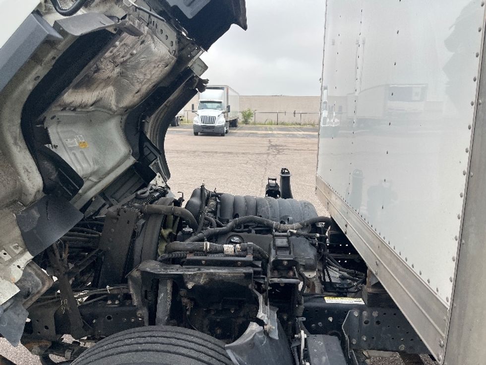 Light Duty Box Truck-Light and Medium Duty Trucks-Isuzu-2023-NPR EFI-Lansing-MI-104,684\n\t\tmiles-$ 42,000 - Image 22