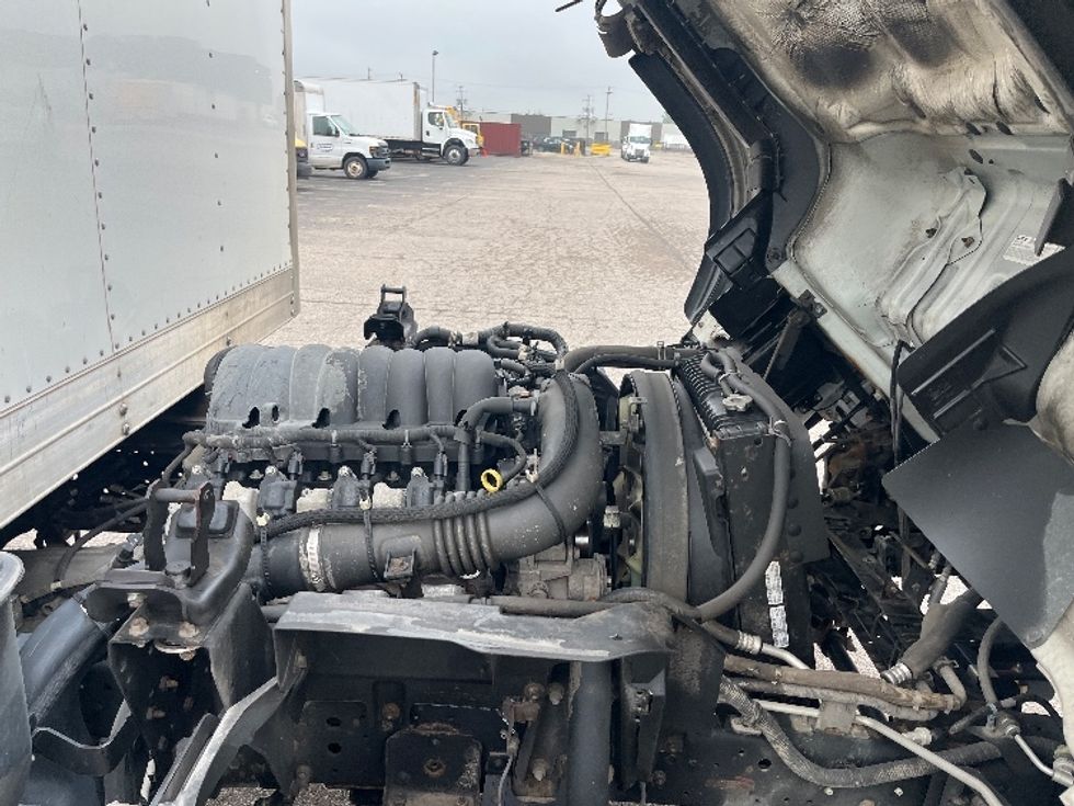Light Duty Box Truck-Light and Medium Duty Trucks-Isuzu-2023-NPR EFI-Lansing-MI-104,684\n\t\tmiles-$ 42,000 - Image 23