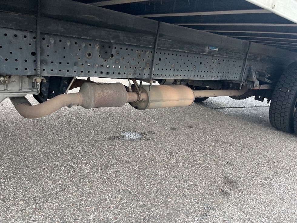 Light Duty Box Truck-Light and Medium Duty Trucks-Isuzu-2023-NPR EFI-Lansing-MI-104,684\n\t\tmiles-$ 42,000 - Image 5