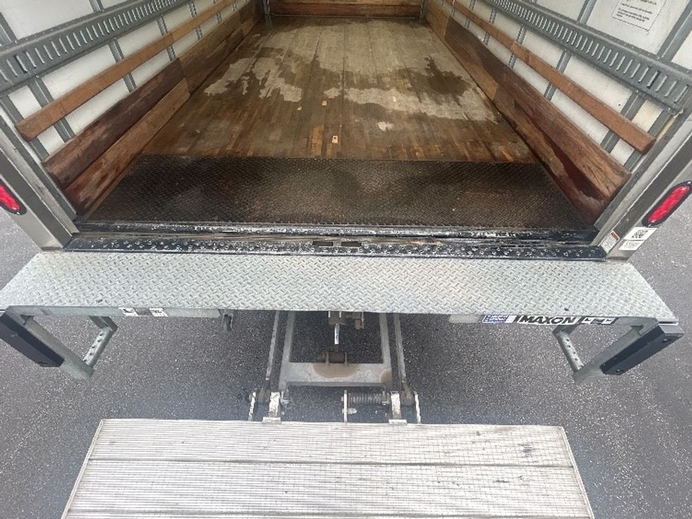 Light Duty Box Truck-Light and Medium Duty Trucks-Isuzu-2023-NPR EFI-Louisville-KY-132,862\n\t\tmiles-$ 38,750 - Image 10