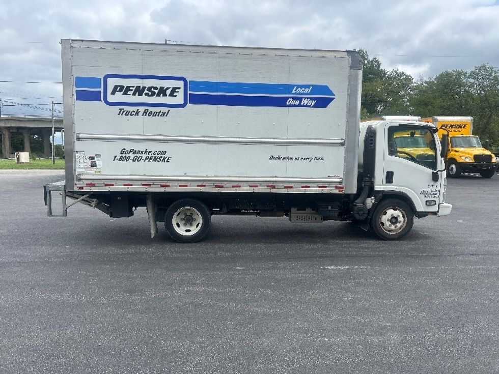 Light Duty Box Truck-Light and Medium Duty Trucks-Isuzu-2023-NPR EFI-Louisville-KY-132,862\n\t\tmiles-$ 38,750 - Image 15