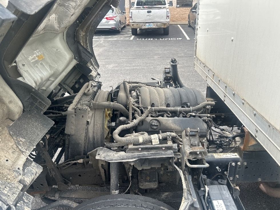 Light Duty Box Truck-Light and Medium Duty Trucks-Isuzu-2023-NPR EFI-Louisville-KY-132,862\n\t\tmiles-$ 38,750 - Image 24