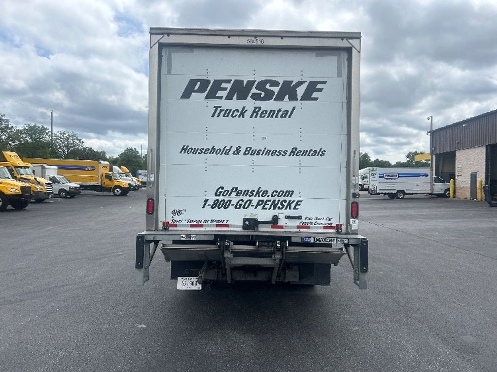 Light Duty Box Truck-Light and Medium Duty Trucks-Isuzu-2023-NPR EFI-Louisville-KY-132,862\n\t\tmiles-$ 38,750 - Image 7