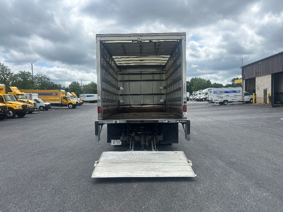 Light Duty Box Truck-Light and Medium Duty Trucks-Isuzu-2023-NPR EFI-Louisville-KY-132,862\n\t\tmiles-$ 38,750 - Image 9