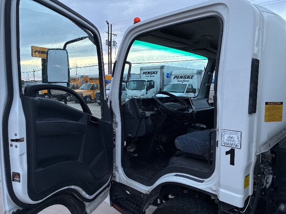 Light Duty Box Truck-Light and Medium Duty Trucks-Isuzu-2023-NPR EFI-Lubbock-TX-76,436\n\t\tmiles-$ 47,250 - Image 15