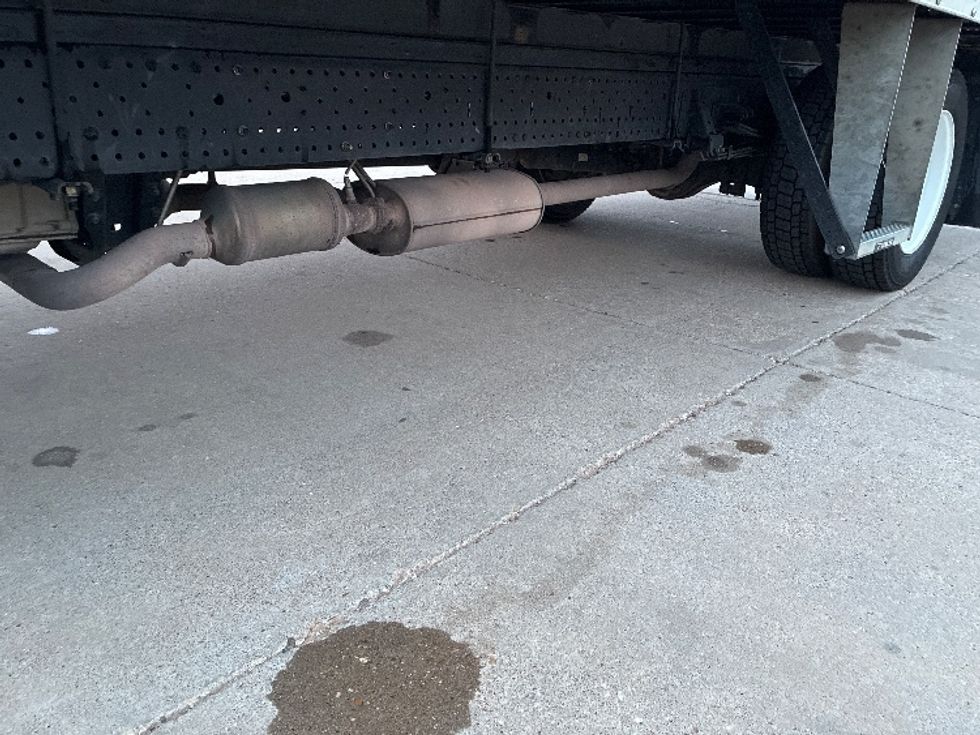 Light Duty Box Truck-Light and Medium Duty Trucks-Isuzu-2023-NPR EFI-Lubbock-TX-76,436\n\t\tmiles-$ 47,250 - Image 5