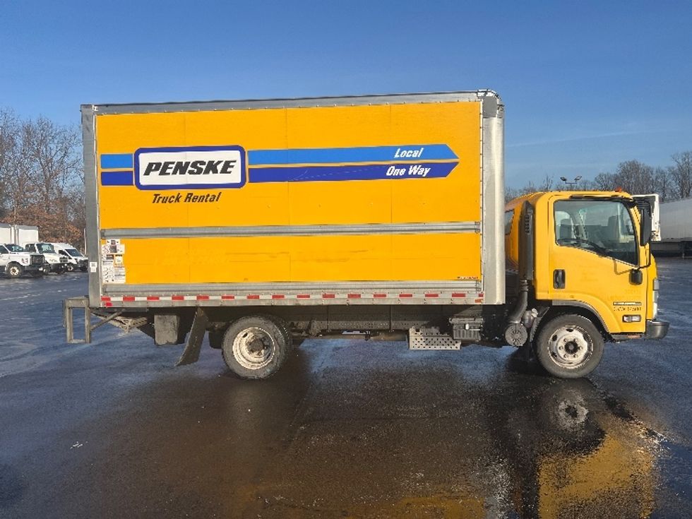 Light Duty Box Truck-Light and Medium Duty Trucks-Isuzu-2023-NPR EFI-Middlefield-OH-111,498\n\t\tmiles-$ 36,750 - Image 15