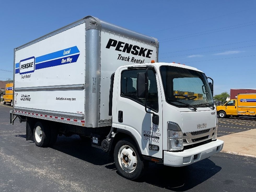 Light Duty Box Truck-Light and Medium Duty Trucks-Isuzu-2023-NPR EFI-Milwaukee-WI-118,988\n\t\tmiles-$ 41,250 - Image 1