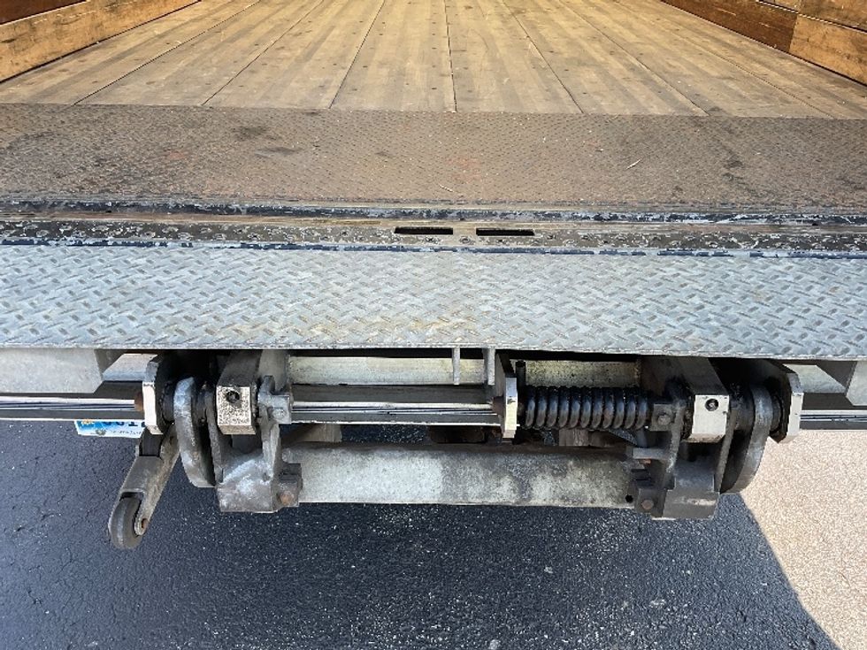 Light Duty Box Truck-Light and Medium Duty Trucks-Isuzu-2023-NPR EFI-Milwaukee-WI-118,988\n\t\tmiles-$ 41,250 - Image 10