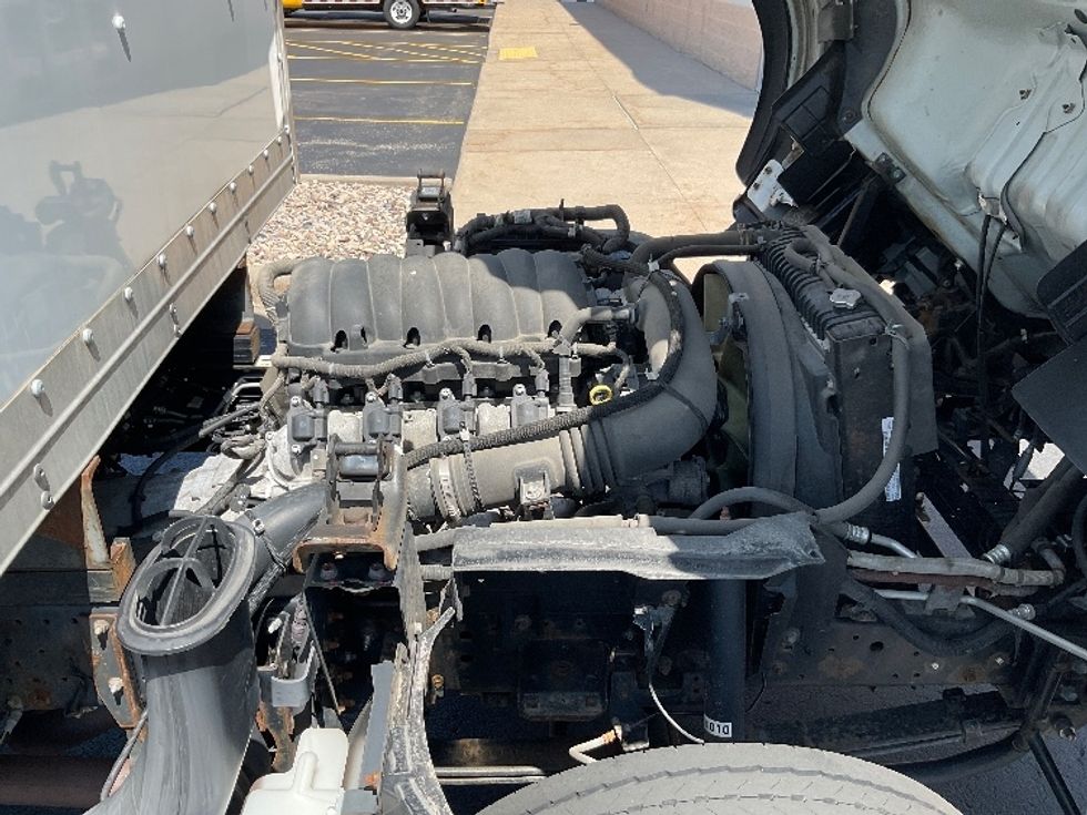 Light Duty Box Truck-Light and Medium Duty Trucks-Isuzu-2023-NPR EFI-Milwaukee-WI-118,988\n\t\tmiles-$ 41,250 - Image 23