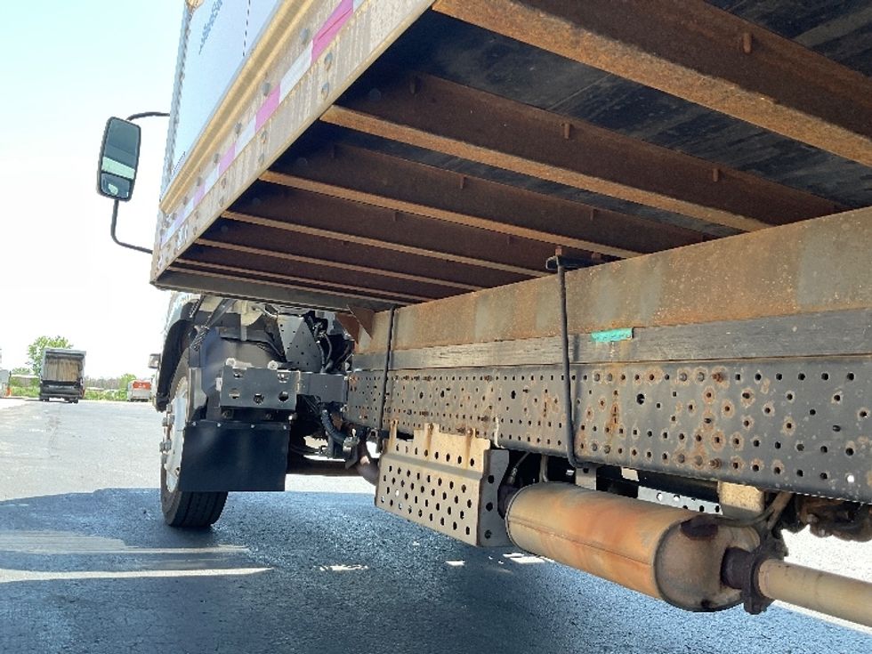 Light Duty Box Truck-Light and Medium Duty Trucks-Isuzu-2023-NPR EFI-Milwaukee-WI-118,988\n\t\tmiles-$ 41,250 - Image 5
