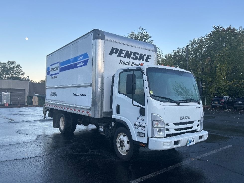 Light Duty Box Truck-Light and Medium Duty Trucks-Isuzu-2023-NPR EFI-Minoa-NY-116,458\n\t\tmiles-$ 39,000 - Image 1