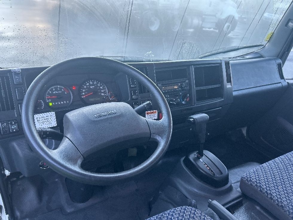 Light Duty Box Truck-Light and Medium Duty Trucks-Isuzu-2023-NPR EFI-Minoa-NY-116,458\n\t\tmiles-$ 39,000 - Image 18