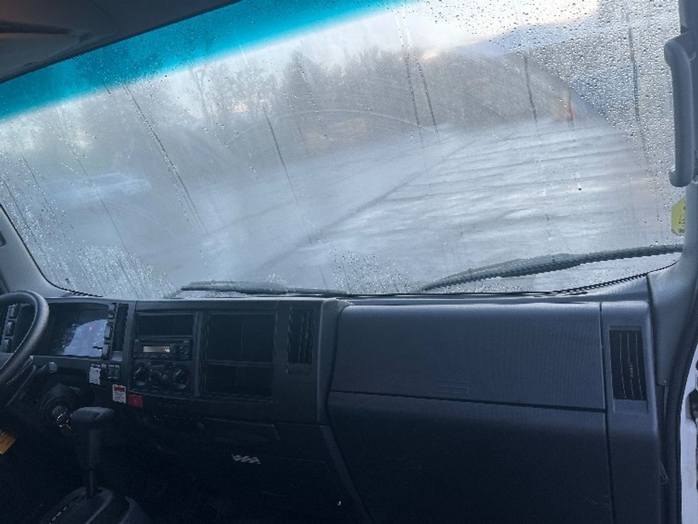 Light Duty Box Truck-Light and Medium Duty Trucks-Isuzu-2023-NPR EFI-Minoa-NY-116,458\n\t\tmiles-$ 39,000 - Image 21