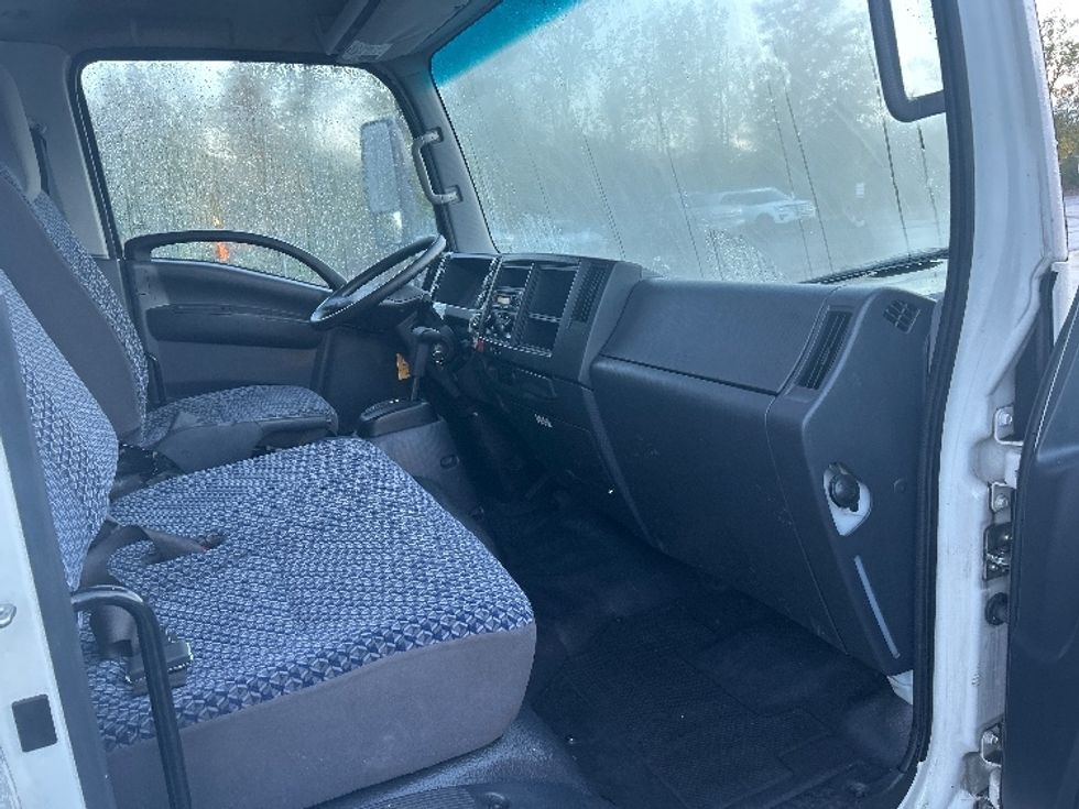 Light Duty Box Truck-Light and Medium Duty Trucks-Isuzu-2023-NPR EFI-Minoa-NY-116,458\n\t\tmiles-$ 39,000 - Image 22