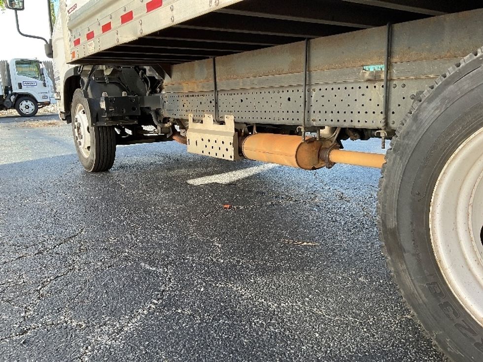 Light Duty Box Truck-Light and Medium Duty Trucks-Isuzu-2023-NPR EFI-New Castle-DE-102,413\n\t\tmiles-$ 43,000 - Image 5